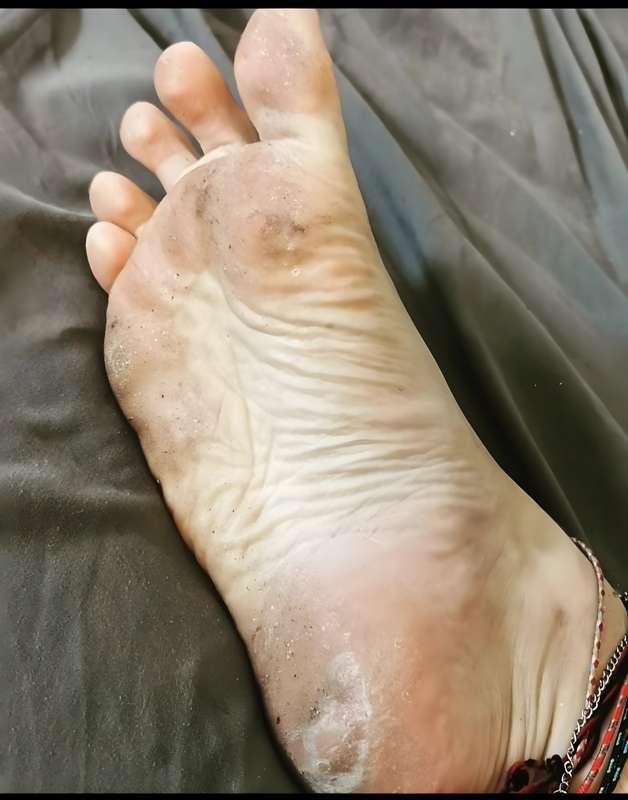 Dirty Hippy Feet