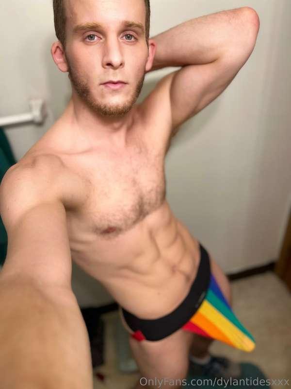 Do you like my new jockstrap? A top fan got it for me 🙏🏼 😊