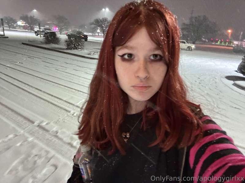snow bunny 🐰