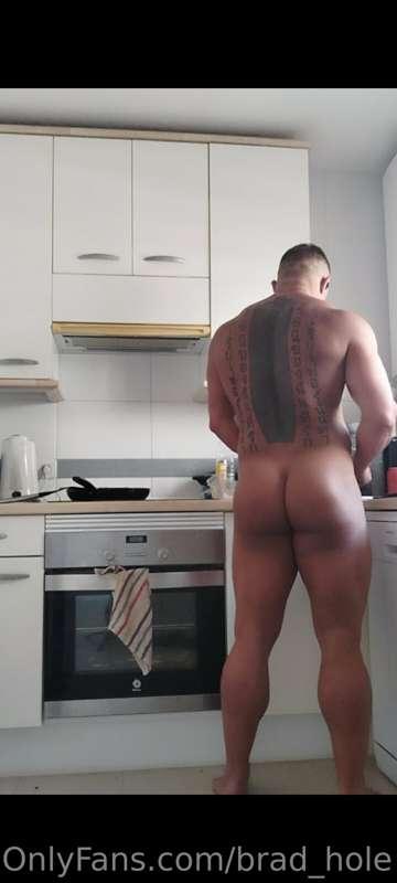 Nude cooking ... Video to follow 🍲
