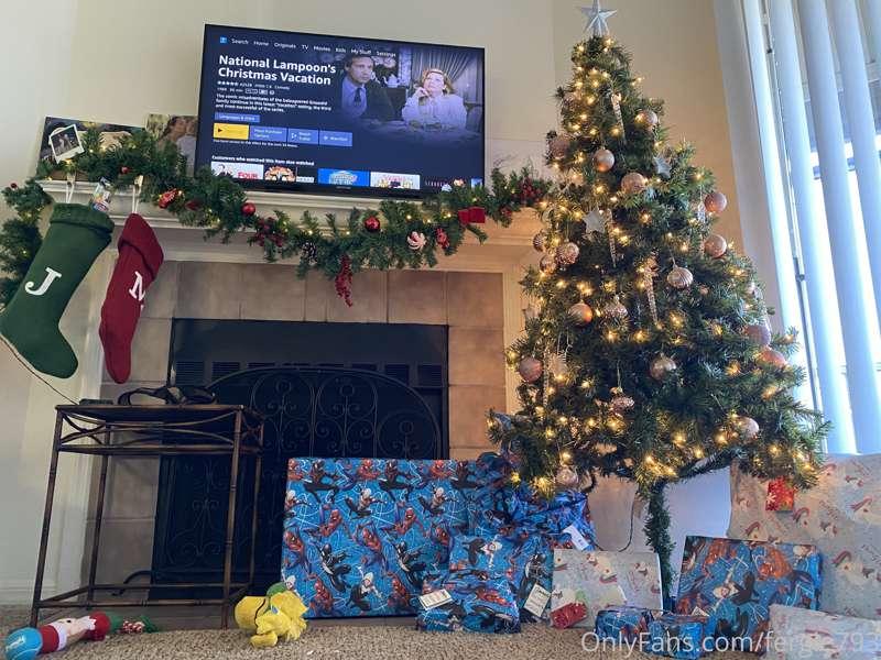 This years Xmas sponsored by onlyfans. 
Thank you so so so m..