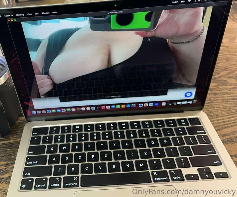 Welcome to my zoom meeting 😏