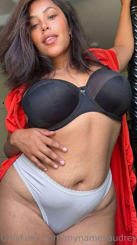 Do you want to see me take this off? 👅 How about show me som..