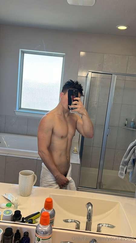 Would u shower with me?💦💦