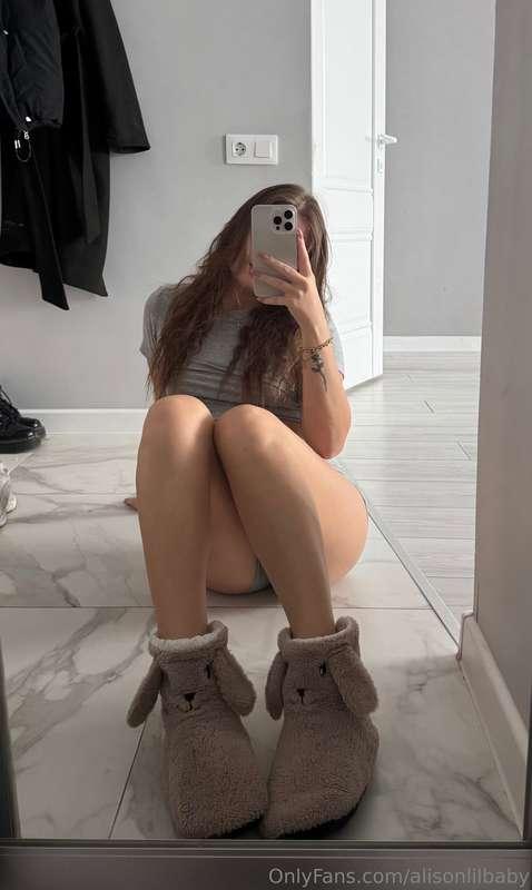 swipe to remove slippers