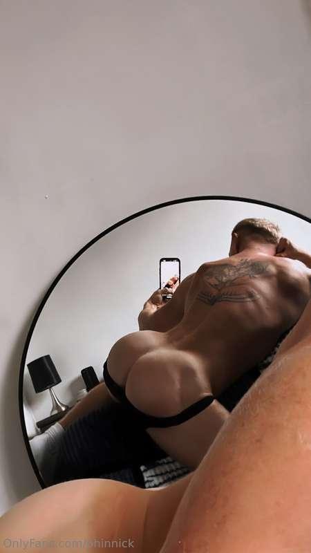 👀