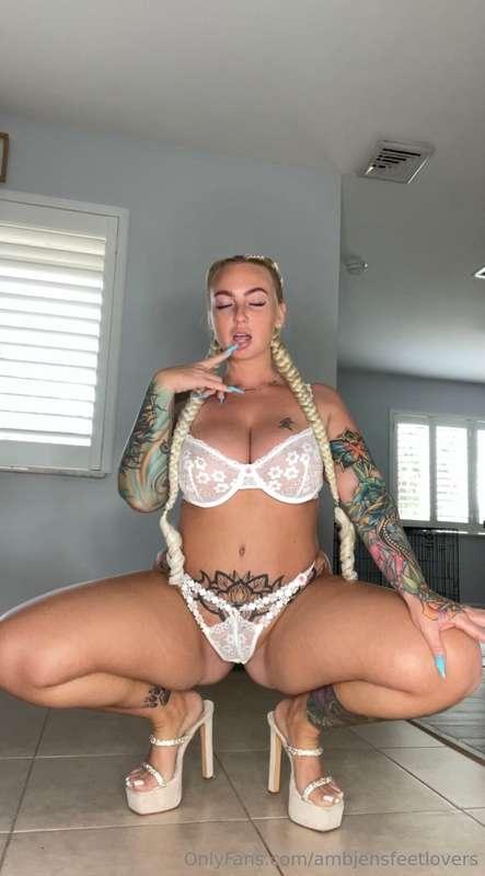 ambjensfeetlovers image #1