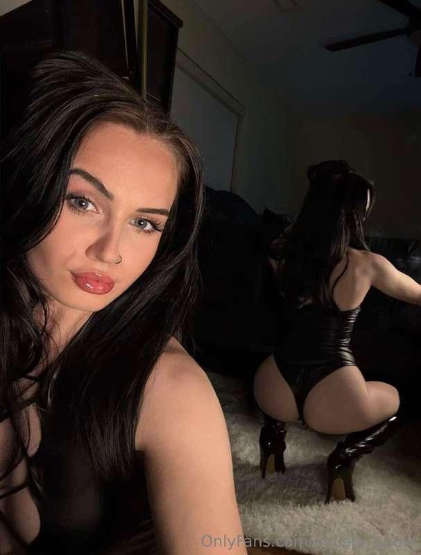 💦60% OFF! She’s never had her page this cheap! CUM CHECK HER..