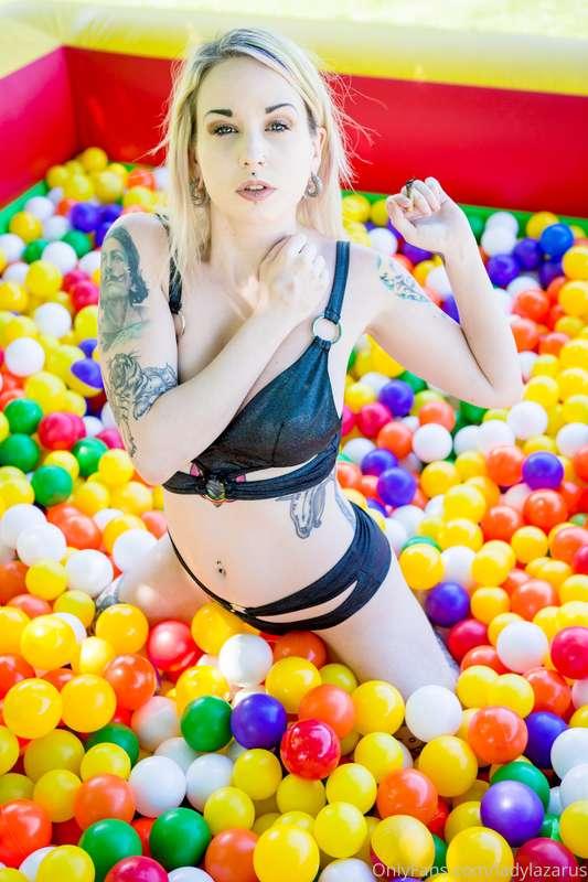 "Ball Pit" shot by Sunnie Rizzolo | instagram.com/sunniesuns..