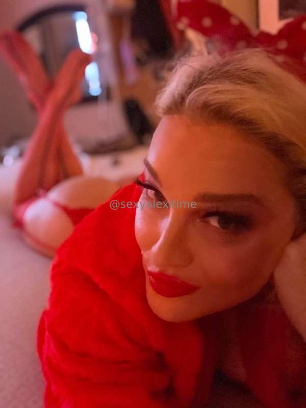 THROWBACK THURSDAY🥳 HOPE EVERYBODY HAD A HAPPY HOLIDAYS 💋🎄🎅🏻..