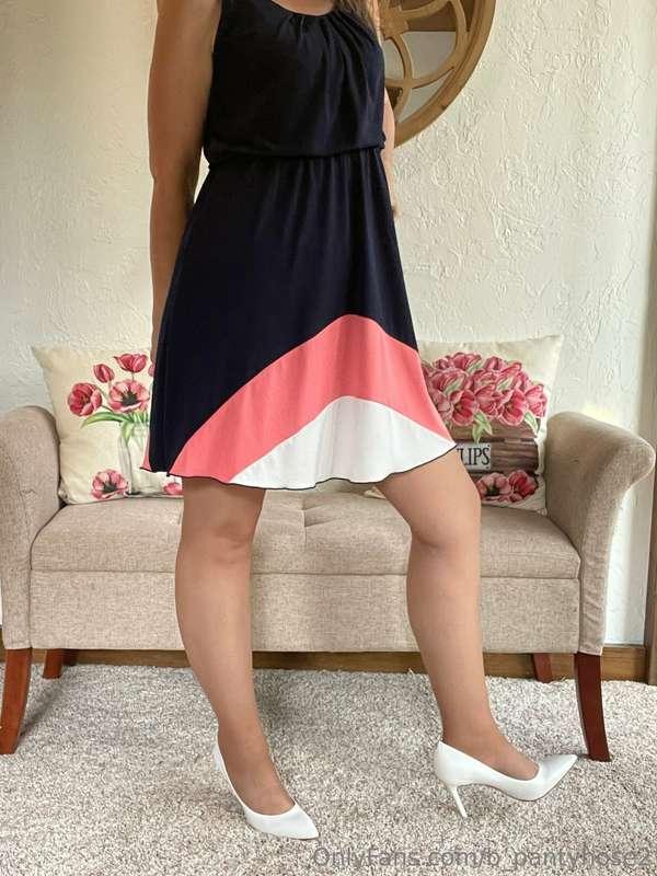 See more of this set at @b_pantyhose 😈