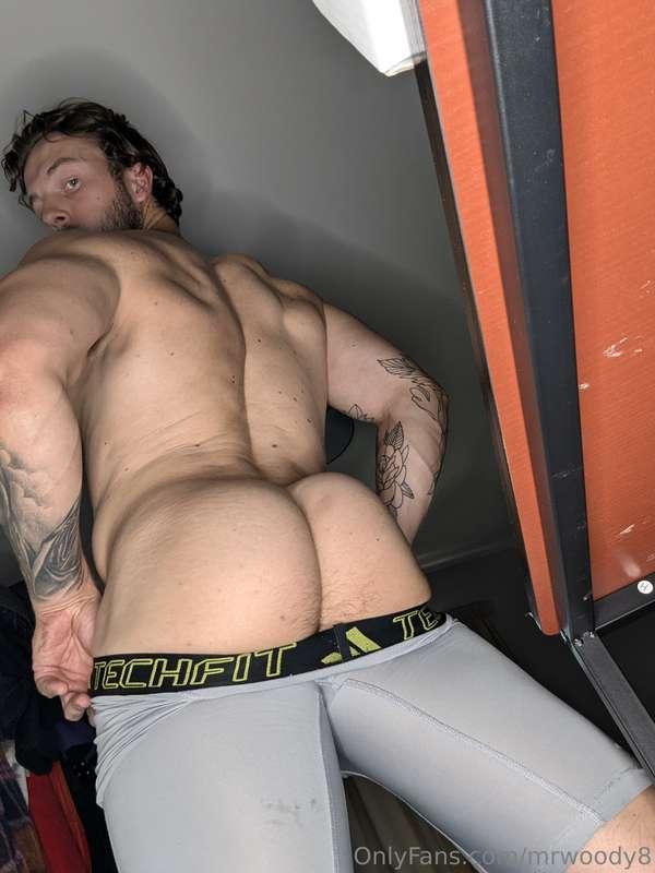 You eating my ass ? 😈😜👅💦💦💦