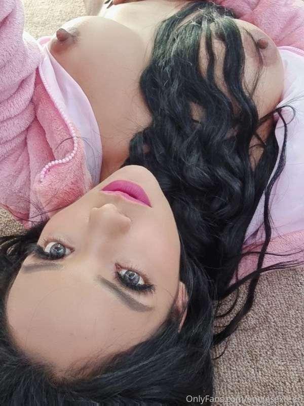 anniesexteen image #1