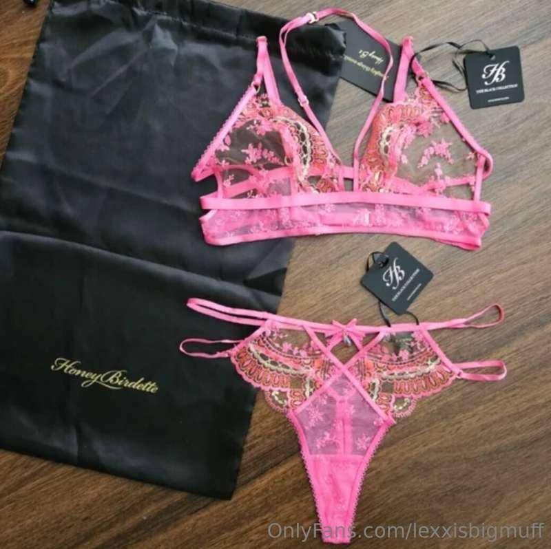 HONEY BIRDETTE LINGERIE CAMPAIGNTip what you can and receive..