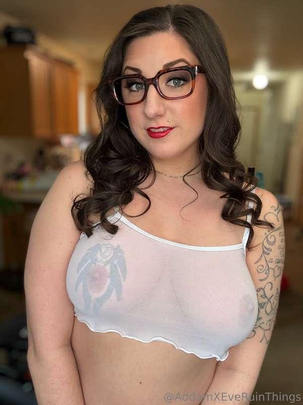 Can’t get enough of this little sheer top! Wouldn’t you LOVE..