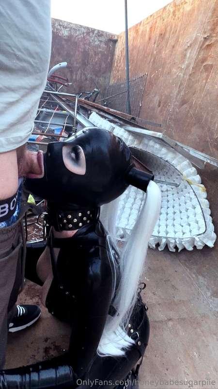 I choked on his dick in a dumpster like a real trash doll 🗑️..