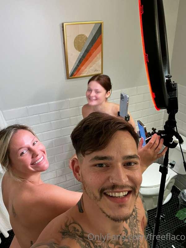 Come watch me and @angelrawww and @icarter get ready to shoo..