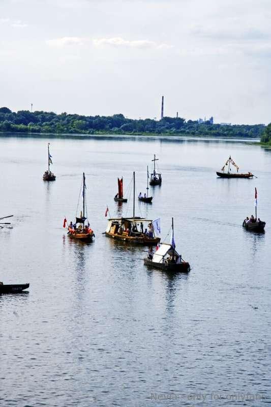 queen_nevia image #3