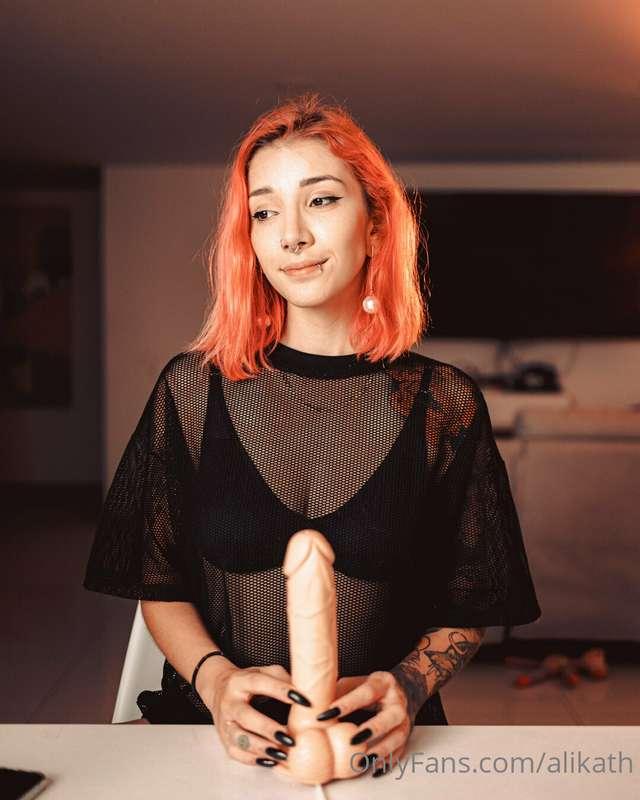 I didn’t know what to do with this big dick…so I made a cust..