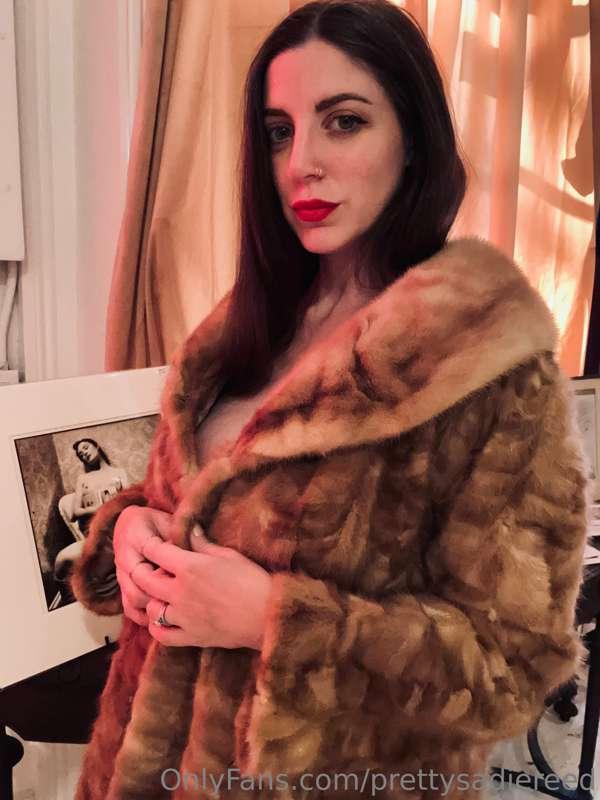 the full set

this is a midcentury fur from the Maison Blanc..