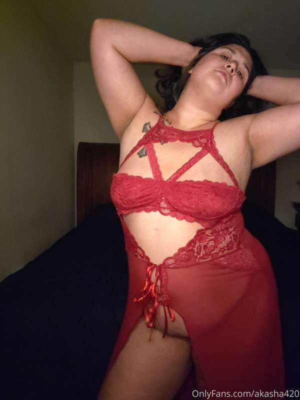 Hope everyone has a nice day. Send me a message I would love..