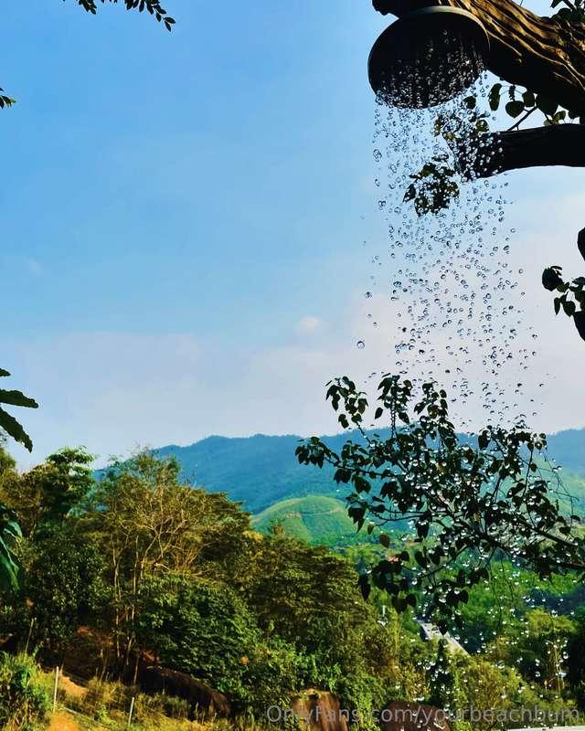 Showers here are… ❤️❤️❤️