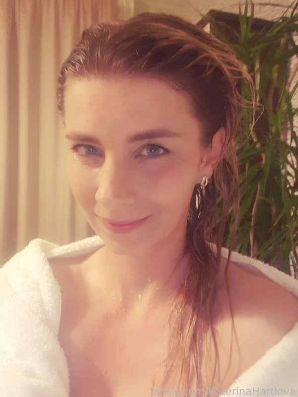 am I sexy when I am wet? =)