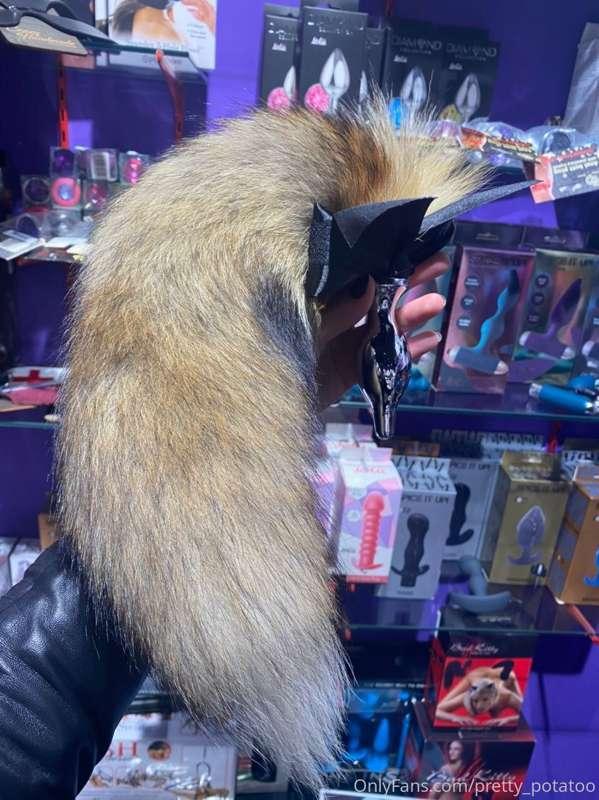 Guys! I need your help to get a new toy😻
Of course I will ma..
