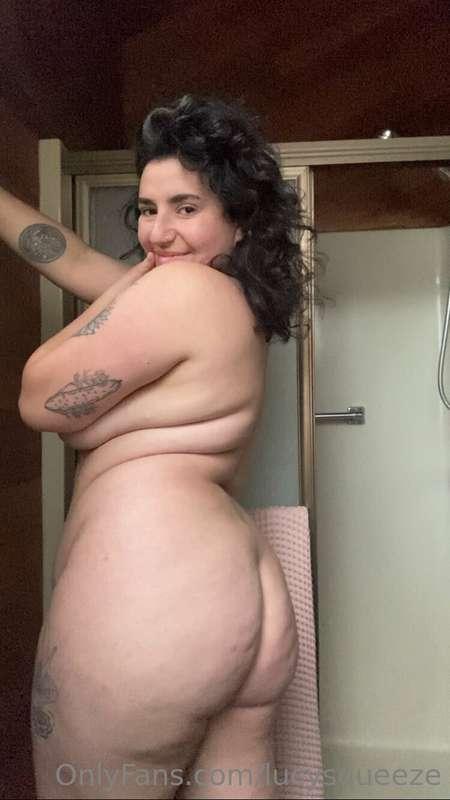 lucysqueeze image #0