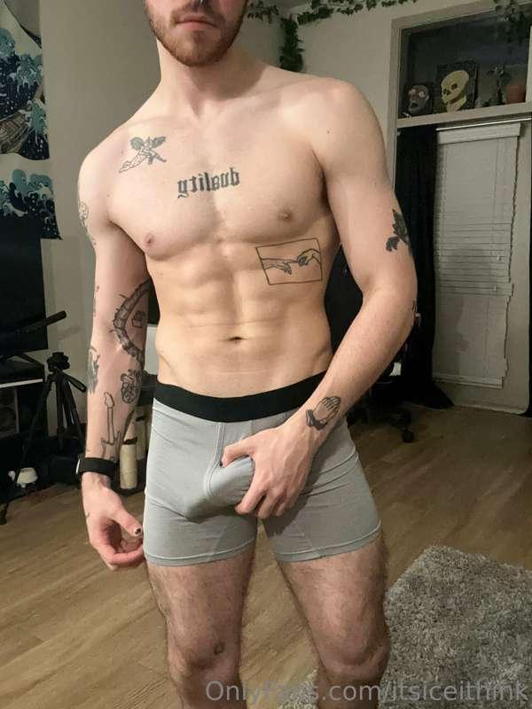 back from the gym and my legs are shaking but not from the w..