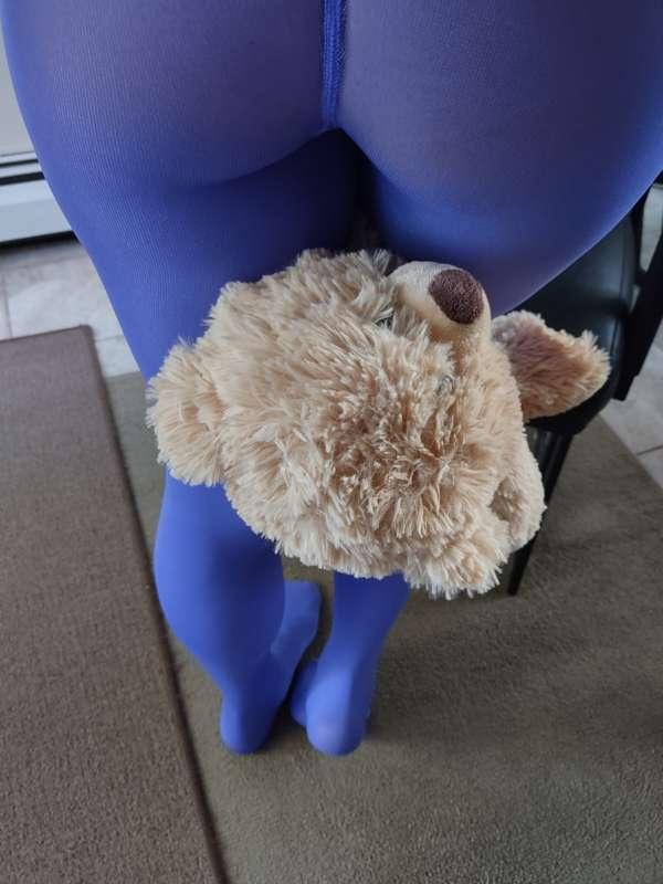 Guys...here are some stills from my latest custom made for a..