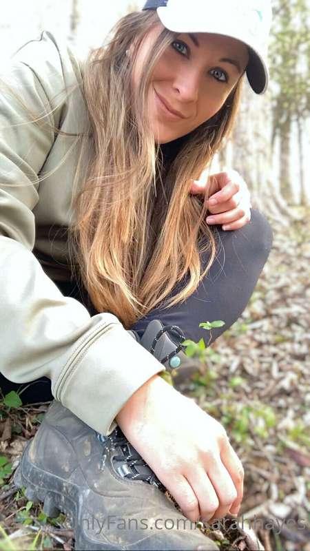 Took a couple fully clothed pics for you, but I couldn’t res..