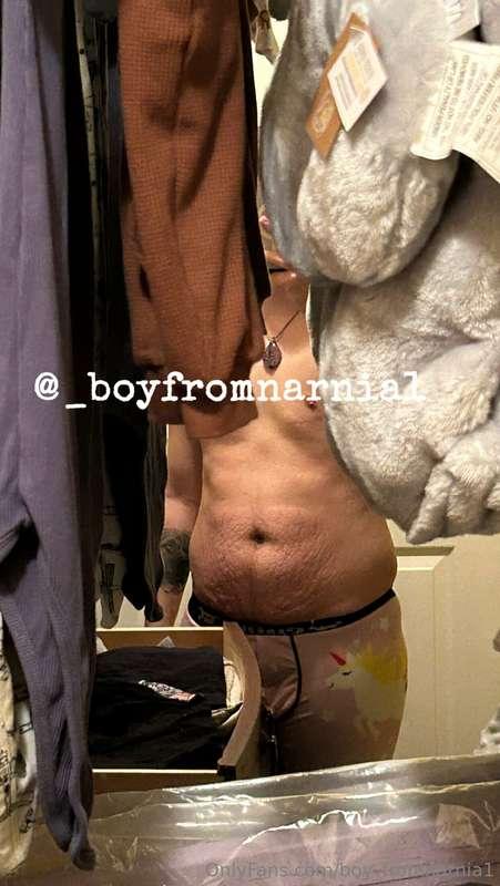 Took a few pics in these underwear my baby daddy got me🥰 enj..