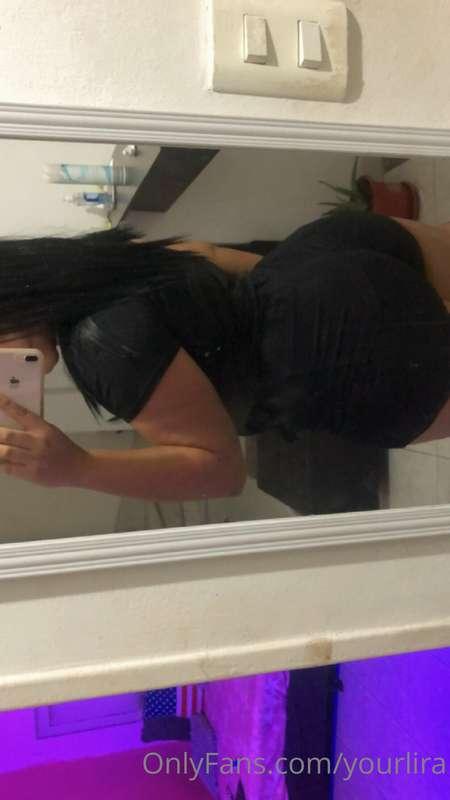 If you’re up for some fun and flirty messages, slide into my..