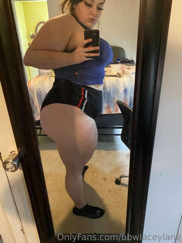 Like if you want me to post everyday again!??
Come back tomo..