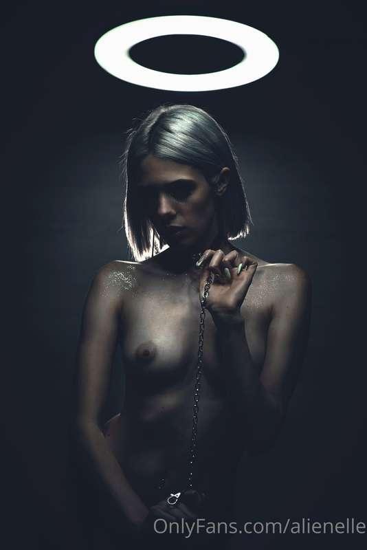 Escaped Angel full set will be on tomorrow!