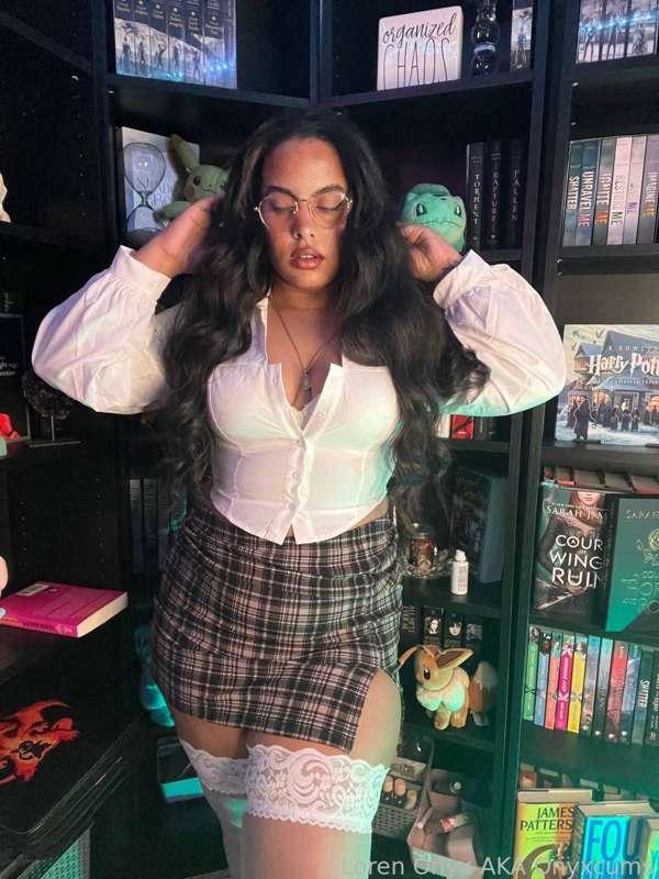 onyxcums image #1
