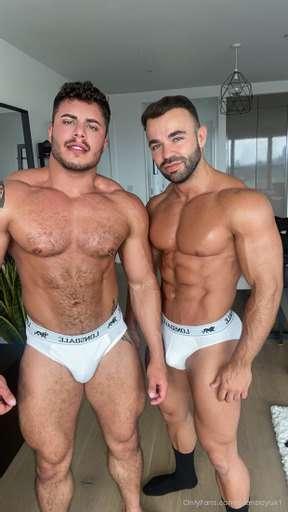 Full video dropping tonight 😉 @nickoles