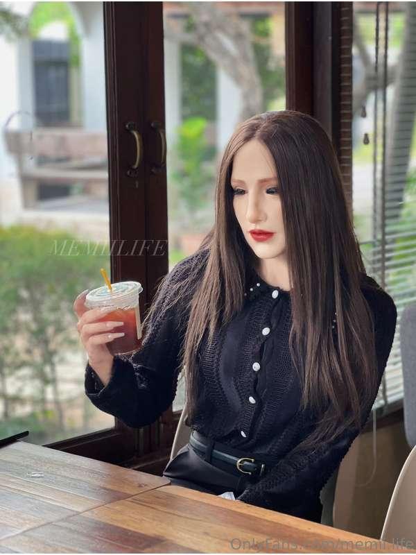Wearing a mask on vacation is back. I love going to cafes, d..