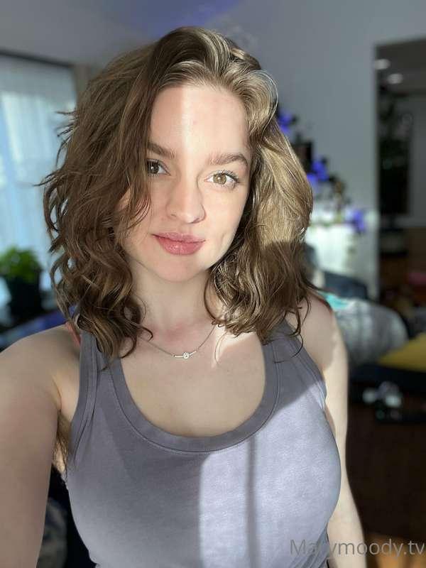 I'm live now on twitch.tv/maryismoody