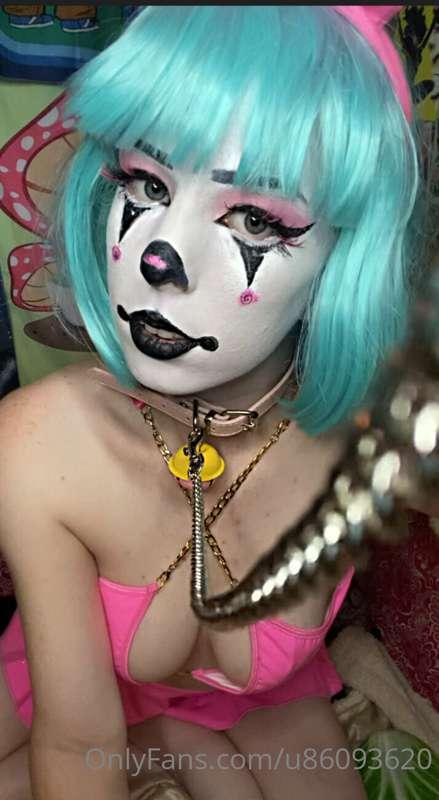Would you like my leash?🥺👉👈🥰