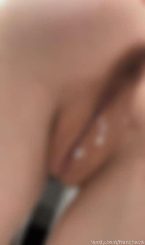  &lt;3 all access treat!! - i felt my pussy getting wet so i started to record and next thing i know i’m dripping creammm
⁉️would you lick it up⁉️

#creamypussy #creamy #dripping #cream #fyp #messy #pussy #ass  #petite #sexy #brunette #sexy #girlnextdoor #cute #drip #pale