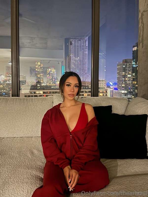 I just need someone to get cozy with 🍒