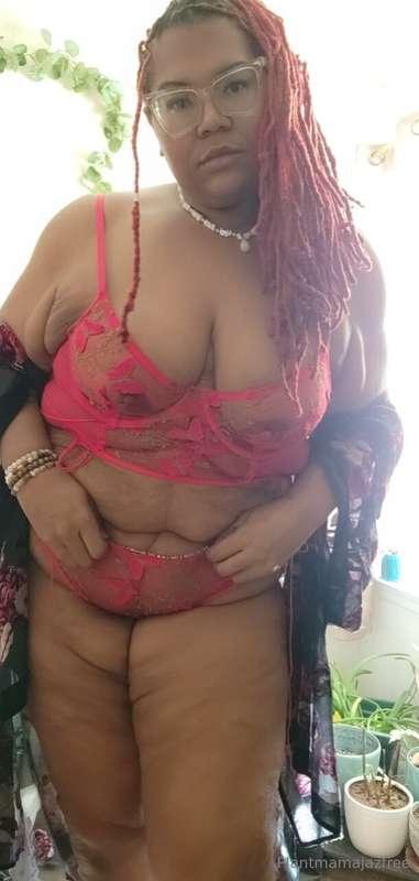 Mommy is waiting for you on her vip page @plantmamajaz 💓 joi..