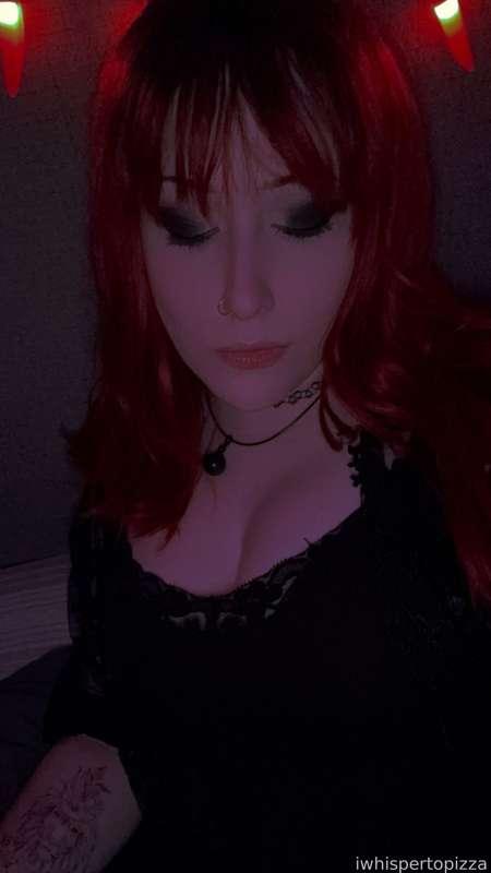 Decided to have a little photoshoot lol. #fyp #redhead 