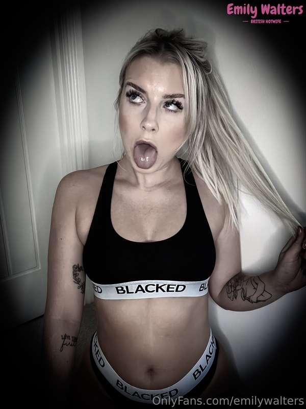 Cum deposit your load in my mouth 💦