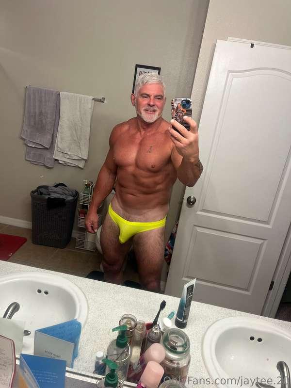 New haircut and undies!