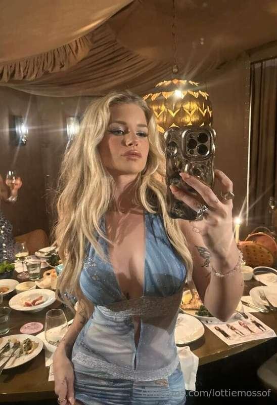 How good I look? 