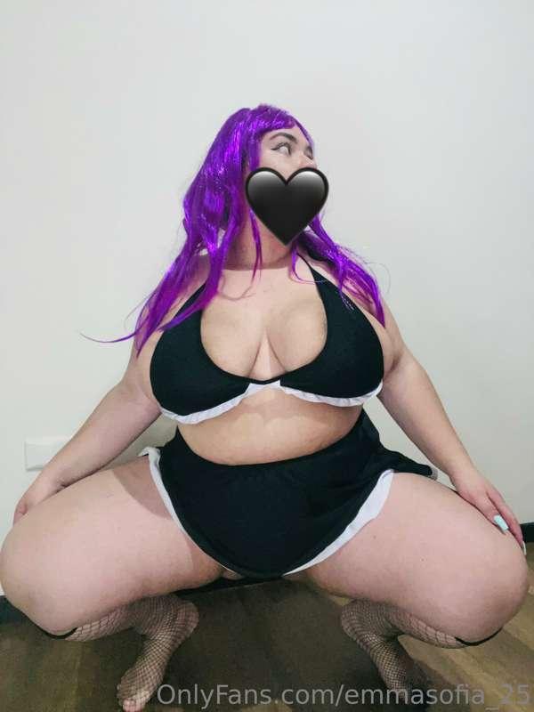 Me siento en tu cara o en tu verga?😍🔥