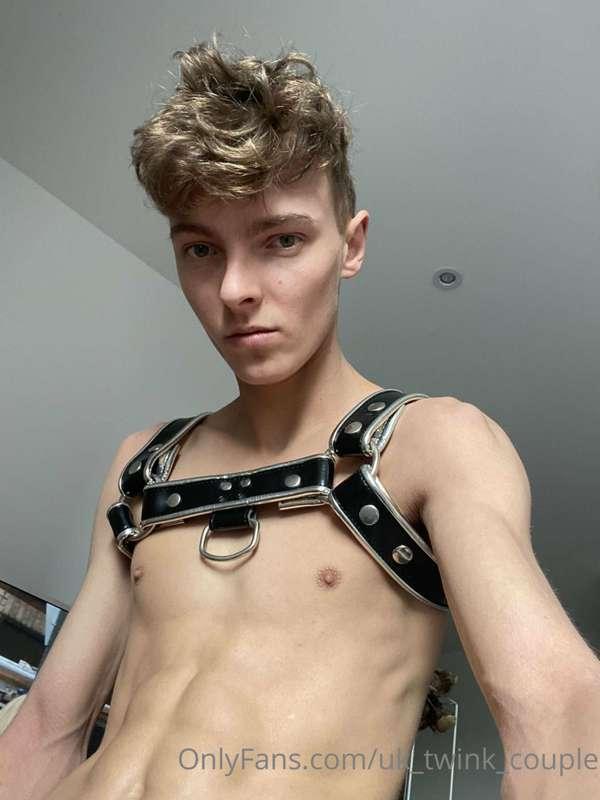 Find a guy who can be sub/dom switch 😈